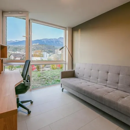 Aparthotel Smallville