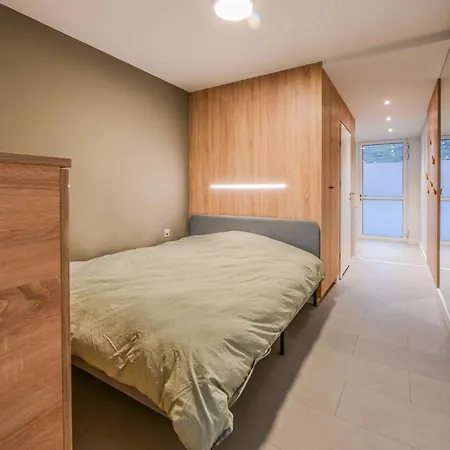 アパートホテル Smallville 3*